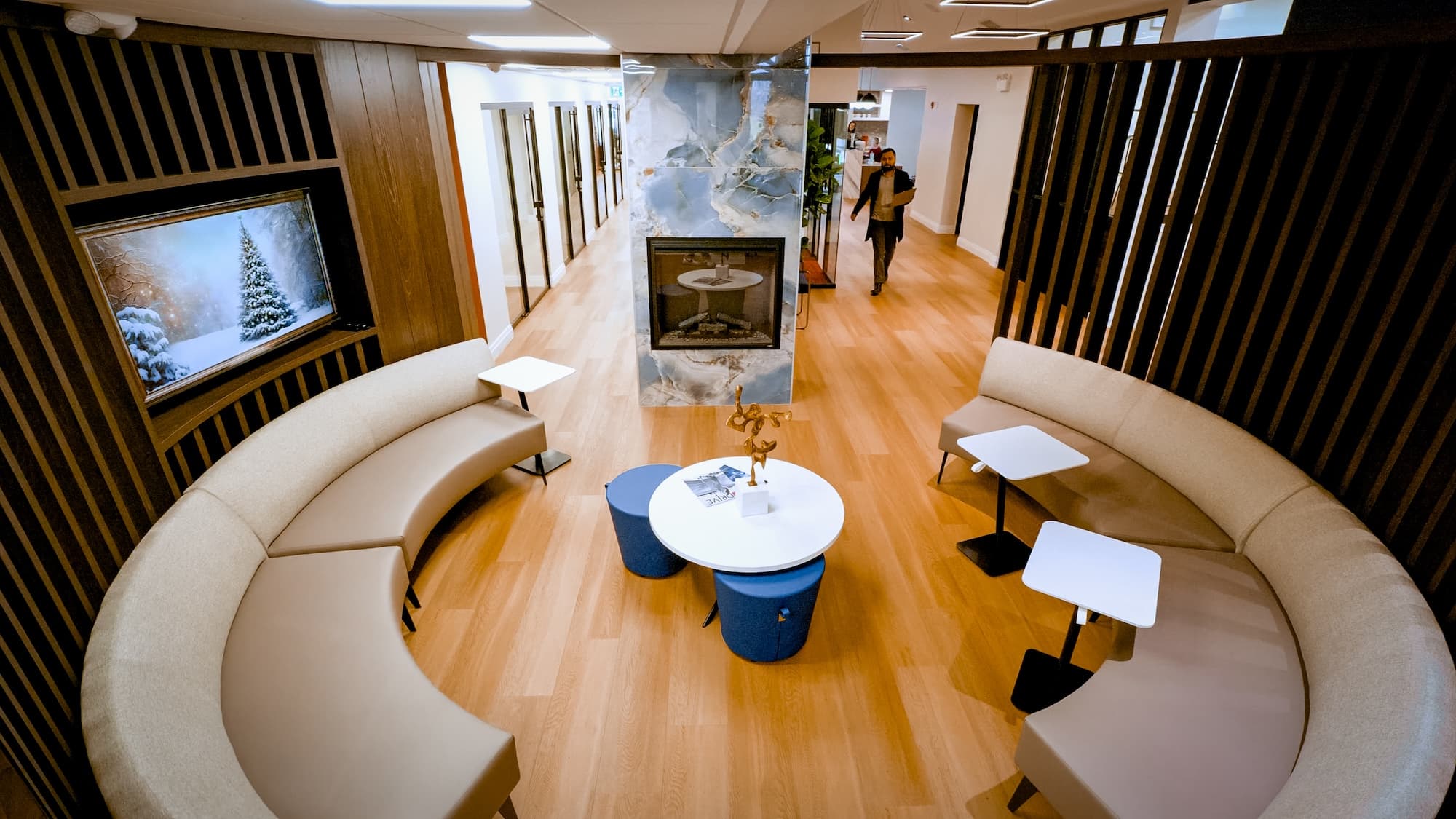 Team Goran office workspace