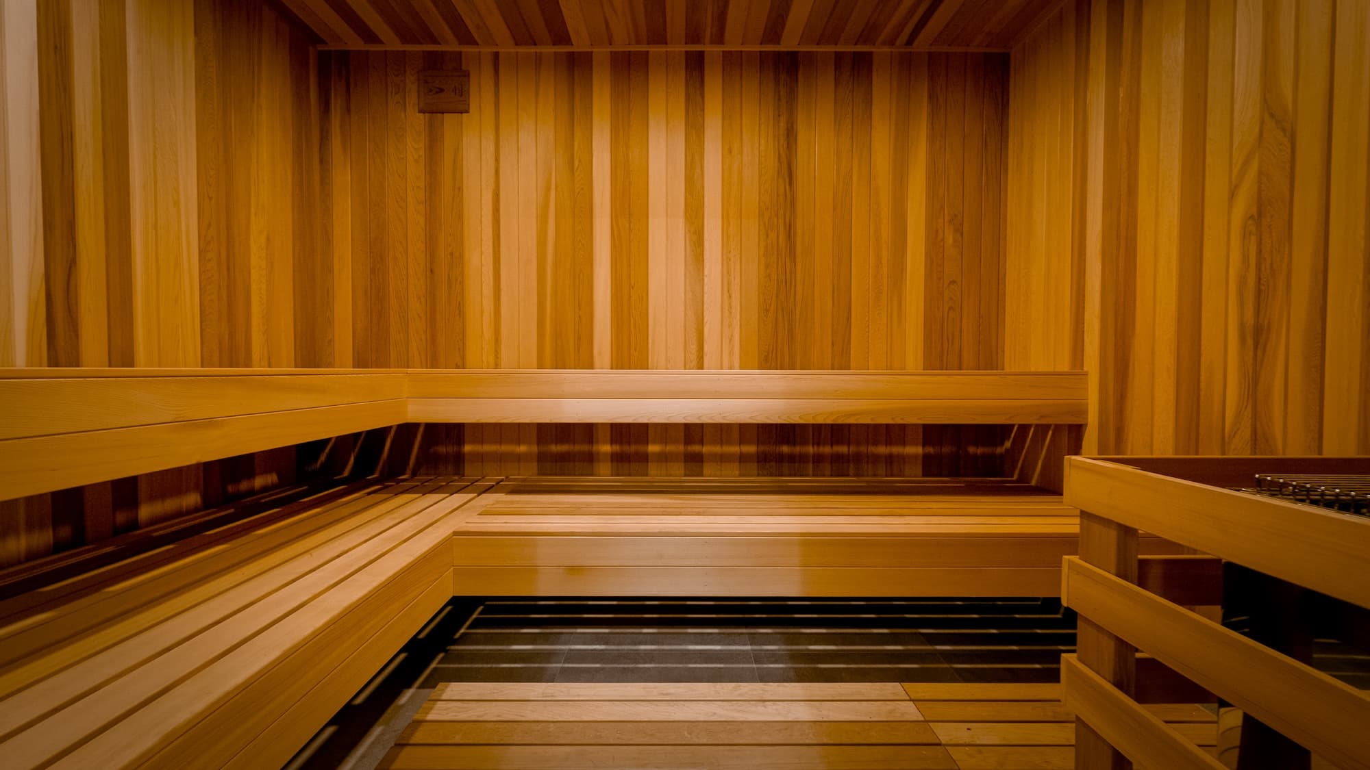 Team Goran office amenities